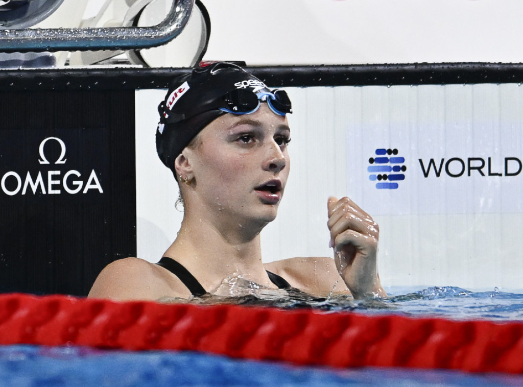 Kanadska plivačica Samer Mekintoš oborila svetski rekord na 400 metara mešovito