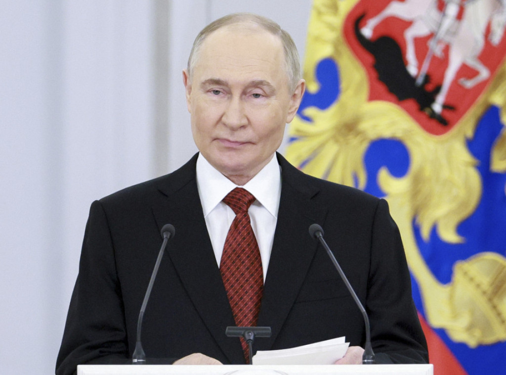 Putin: Rad sa decom najteži i najodgovorniji posao