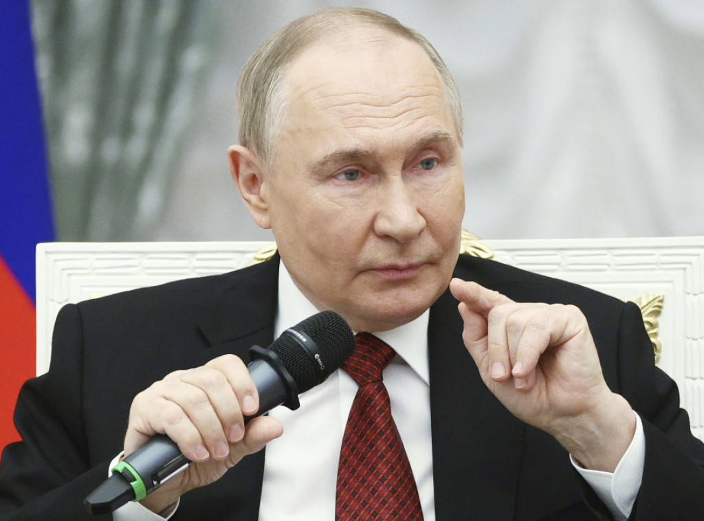 Putin: Potrebno razvijanje najmodernijih PVO sistema