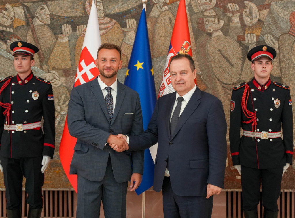 Dačić i Eštok razgovarali o saradnji, borbi protiv kriminala, iregularnim migracijama