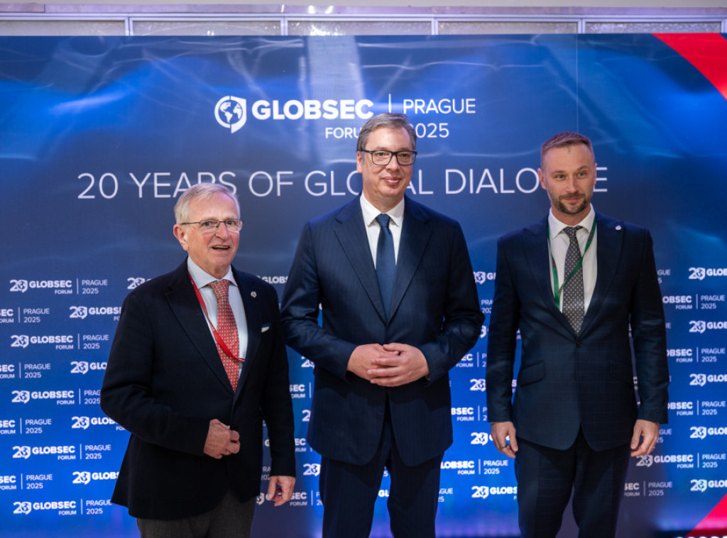 Vučić sa predsednikom GLOBSEC foruma Robertom Vašom razgovarao o saradnji Srbije i ove organizacije