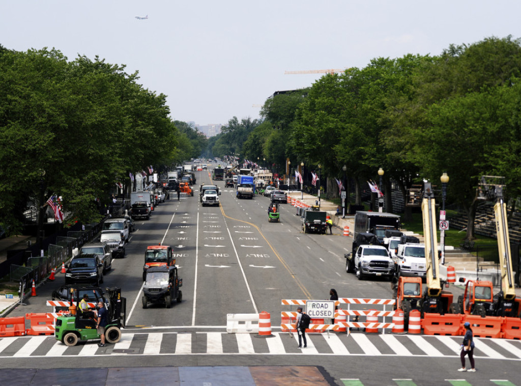 U Vašingtonu danas velika vojna parada, protesti najavljeni širom SAD