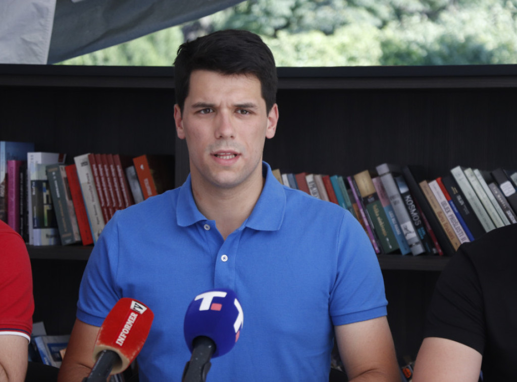 Vladimir Balać: Studenti u blokadi najavljuju "oslobađanje Ćacilenda", pozivaju na nasilje