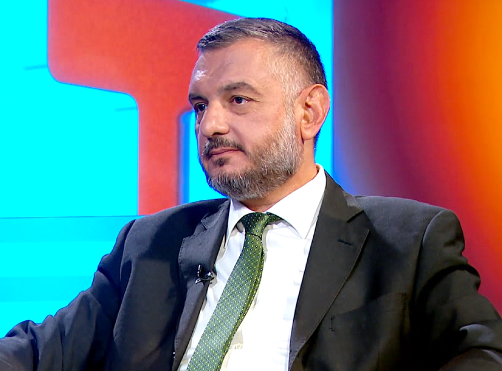 Miomir Petrović: U umetnosti ne postoji mogu, već samo moram