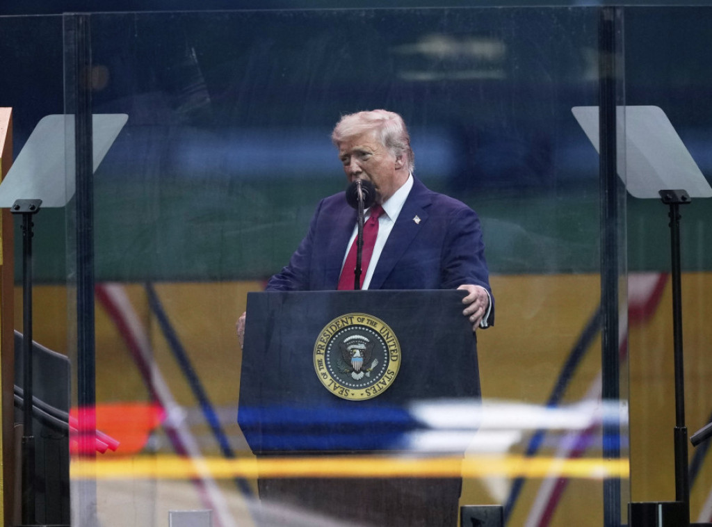 Tramp na vojnoj paradi: Svaka zemlja slavi svoje pobede, vreme da to učini i Amerika