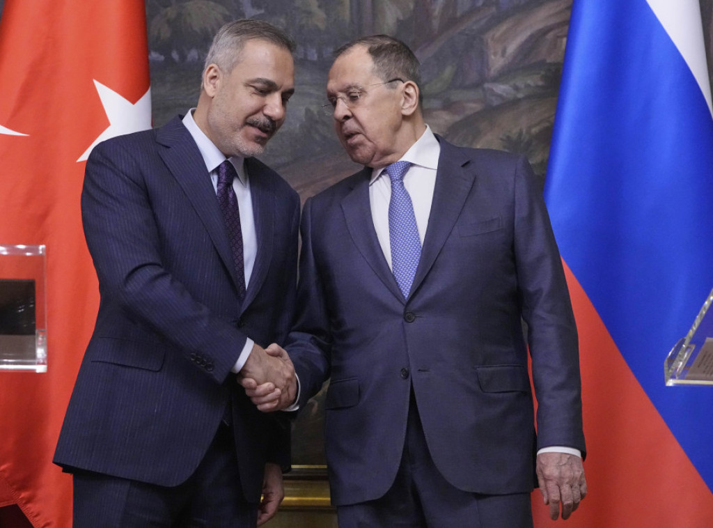 Ria Novosti: Fidan i Lavrov razgovarali o konfliktu između Izraela i Irana