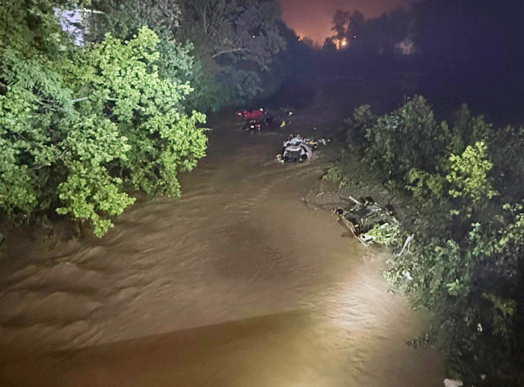 Četiri osobe poginule u bujičnim poplavama u Virdžiniji