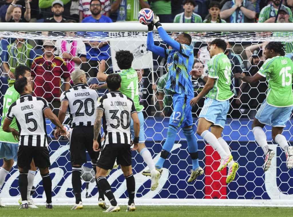 Fudbaleri Botafoga pobedili Sijetl, remi Palmeirasa i Porta na Svetskom prvenstvu za klubove