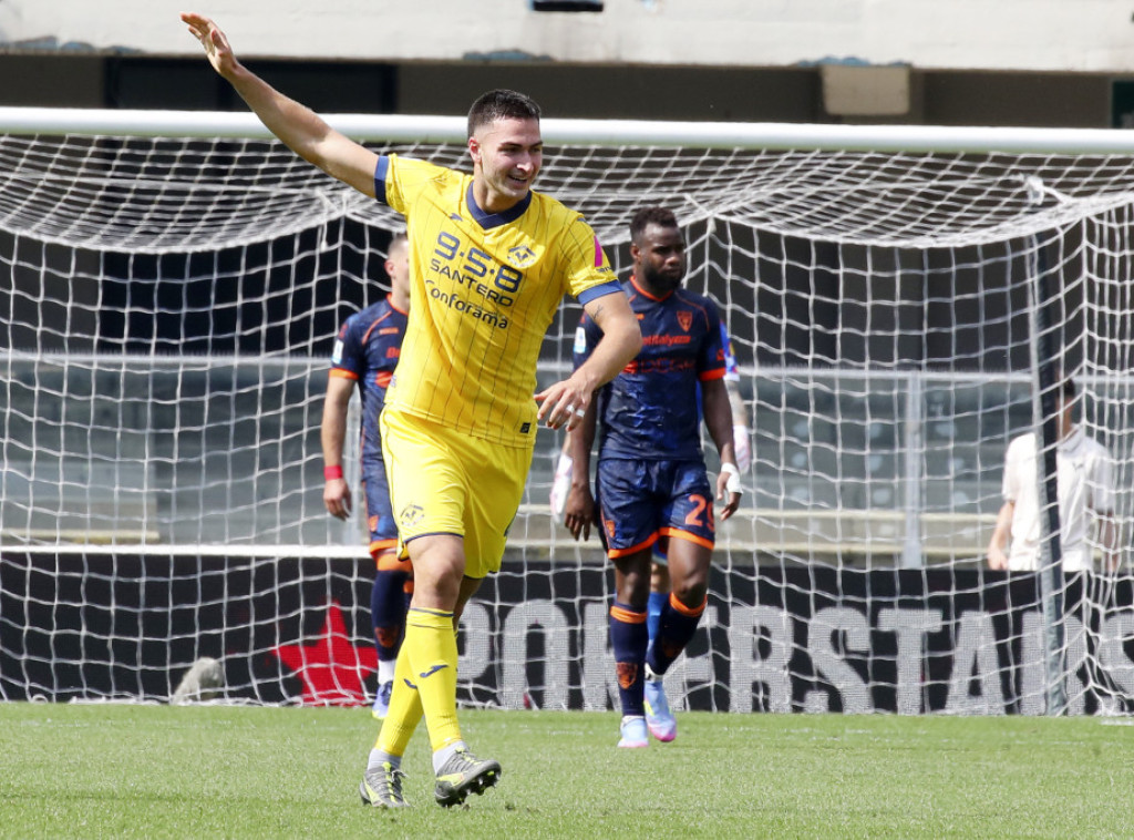 Italijanski fudbaler Dijego Kopola potpisao ugovor sa Brajtonom