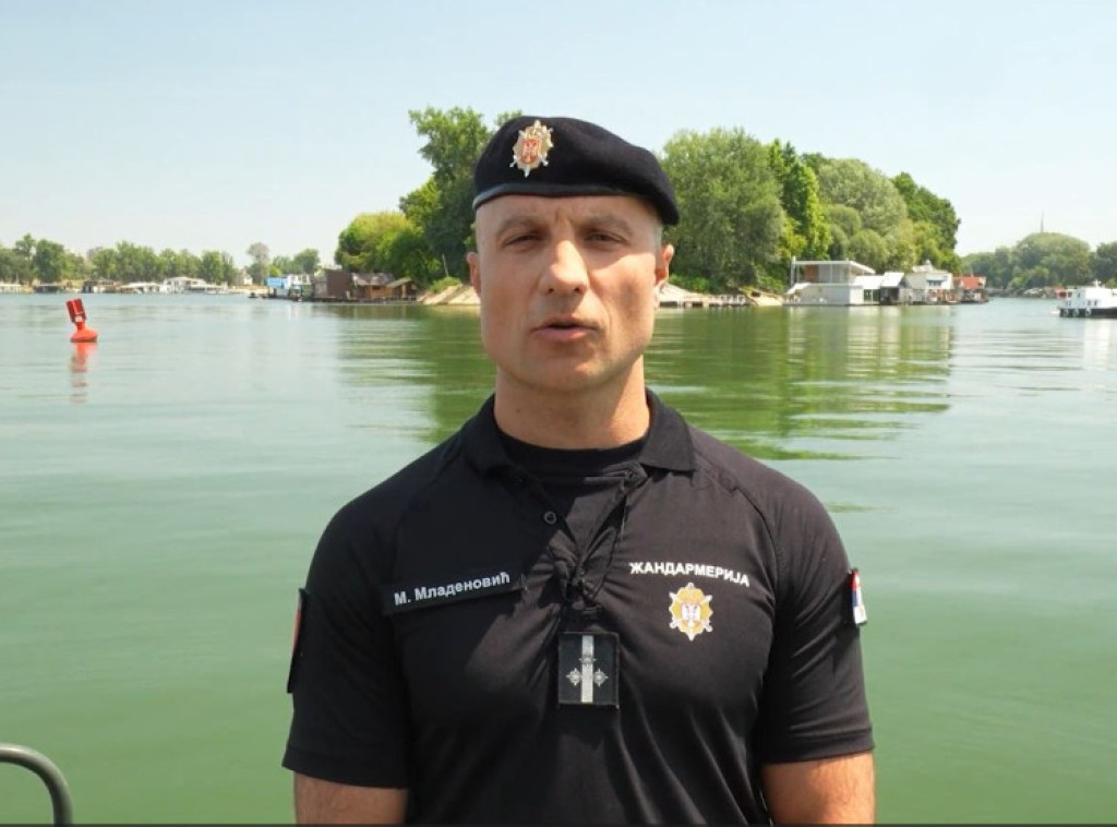 MUP apeluje na građane da se tokom boravka na vodi pridržavaju mera bezbednosti