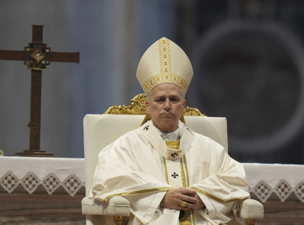 Papa Lav XIV u julu na odmoru na jezeru Albano, južno od Rima