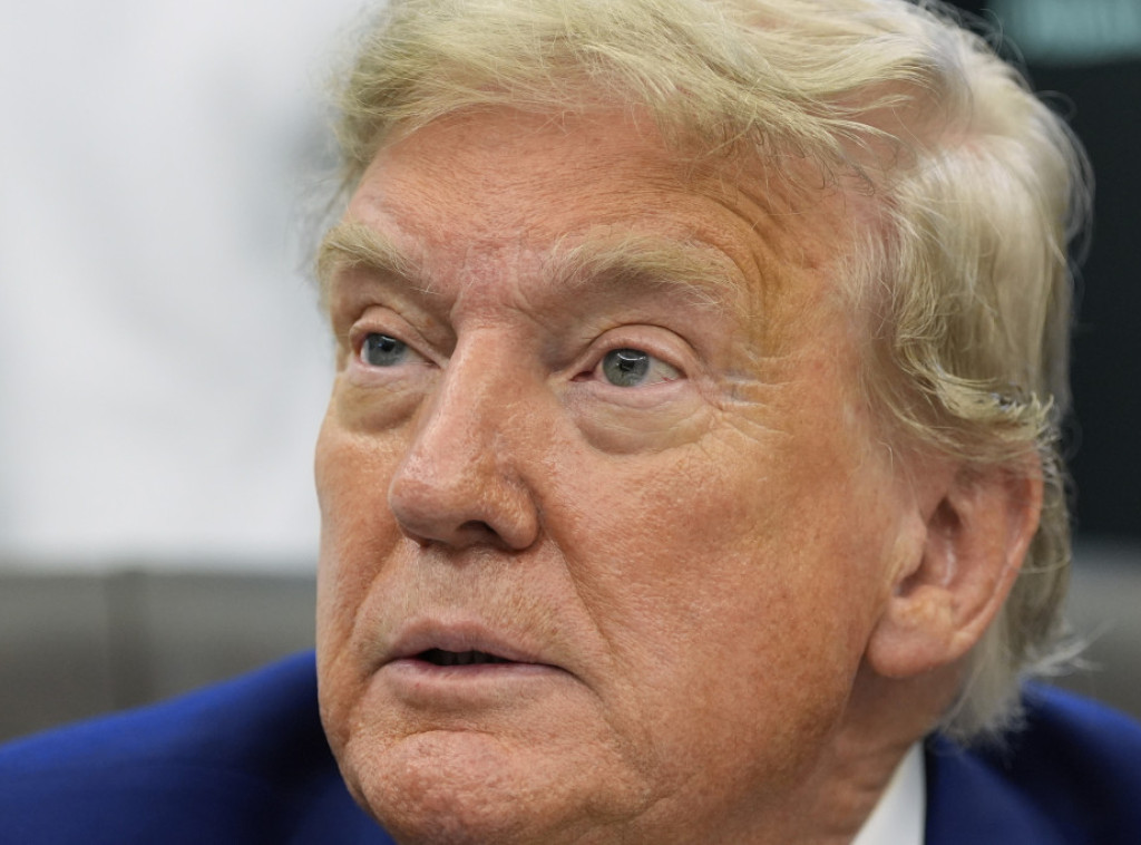 Tramp: Kasno je za razgovore, niko ne zna šta ću uraditi kada je u pitanju Iran