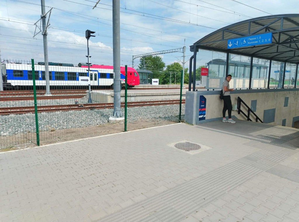 Infrastruktura železnice Srbije postavila ogradu u železničkoj stanici Petrovaradin