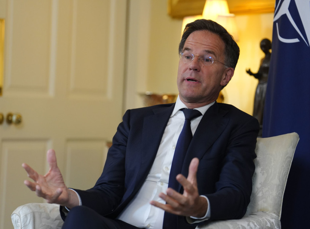 Politiko: Rute ukida desetine radnih mesta u NATO