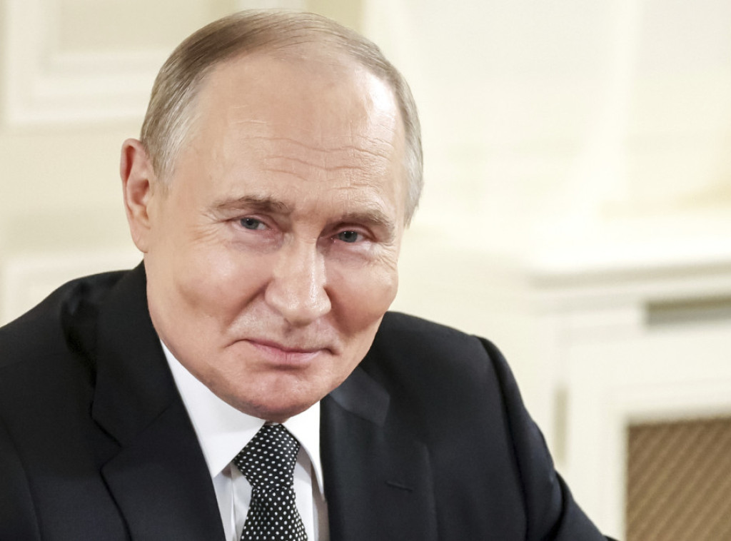 Ušakov: Putin je razgovarao telefonom sa Si Đinpingom