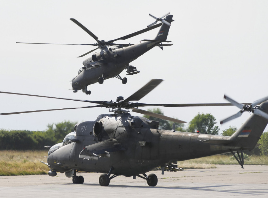 Protivoklopna helikopterska eskadrila realizuje obuku za podršku kopnenim snagama