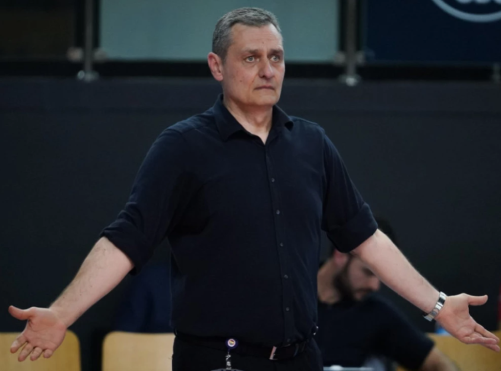 Zoran Terzić: Kod mojih igračica posle 2:1 u setovima opet bio primetan strah od pobede