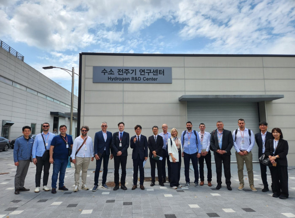 Radoš Popadić u poseti najvećem nuklearnom kompleksu na svetu u Južnoj Koreji