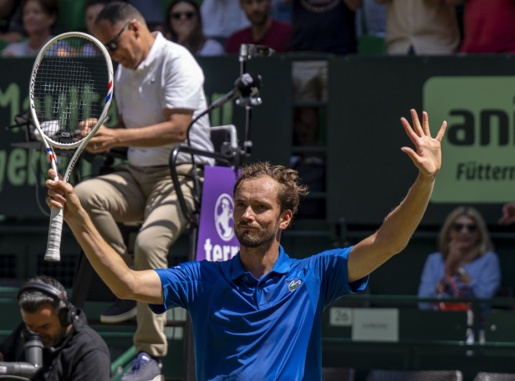 Zverev i Medvedev izborili plasman u polufinale ATP turnira u Haleu