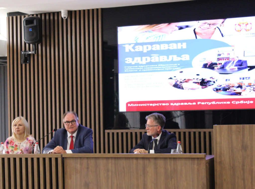 Tasić na tribini "Karavan zdravlja" u Novom Pazaru istakao značaj prevencije