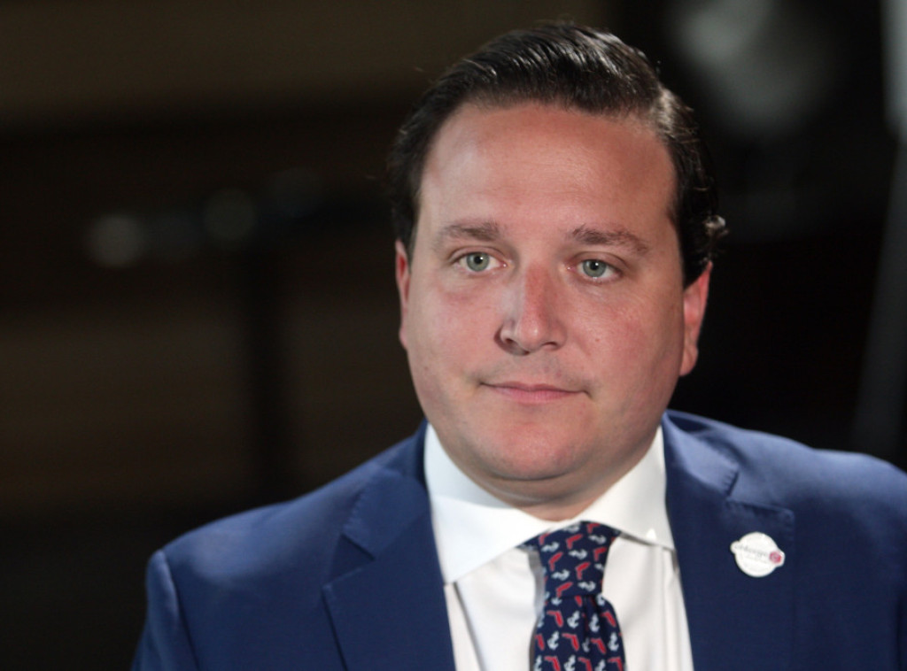 Kozarev speaks with adviser to Florida governor