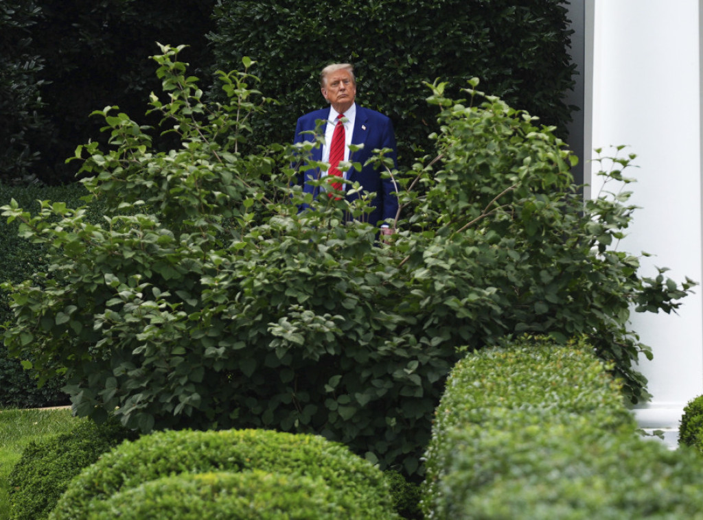 Tramp smatra da zaslužuje Nobelovu nagradu i zbog rešavanja konflikata između Beograda i Prištine