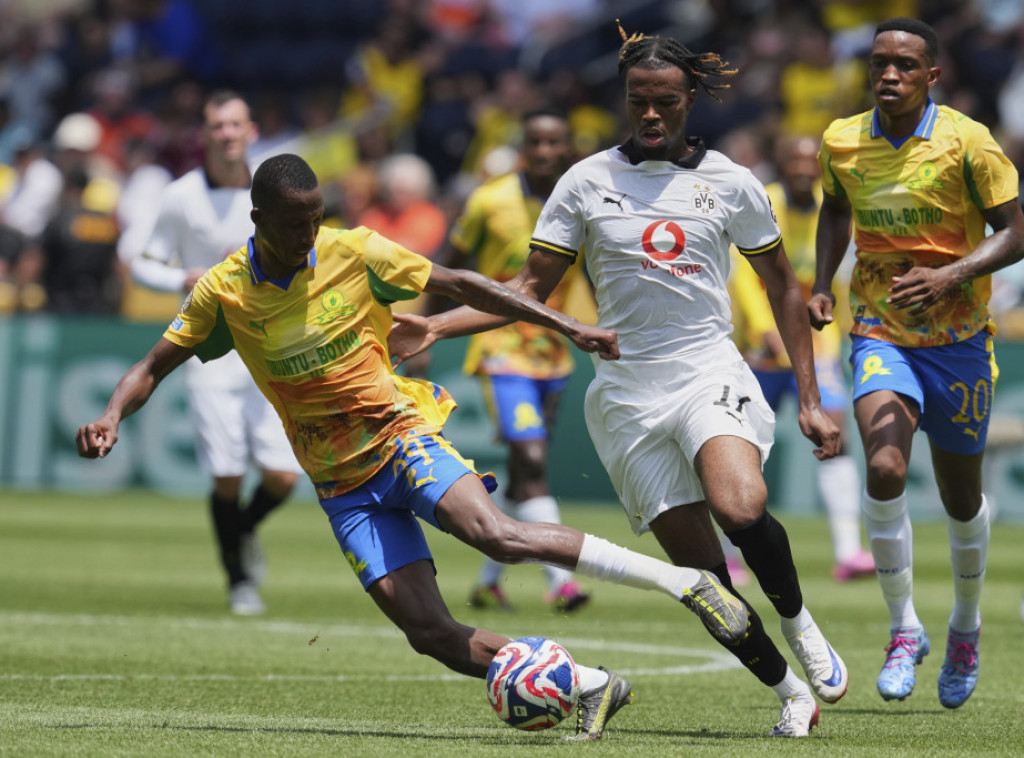 Fudbaleri Borusije iz Dortmunda pobedili Mamelodi na Svetskom klupskom prvenstvu