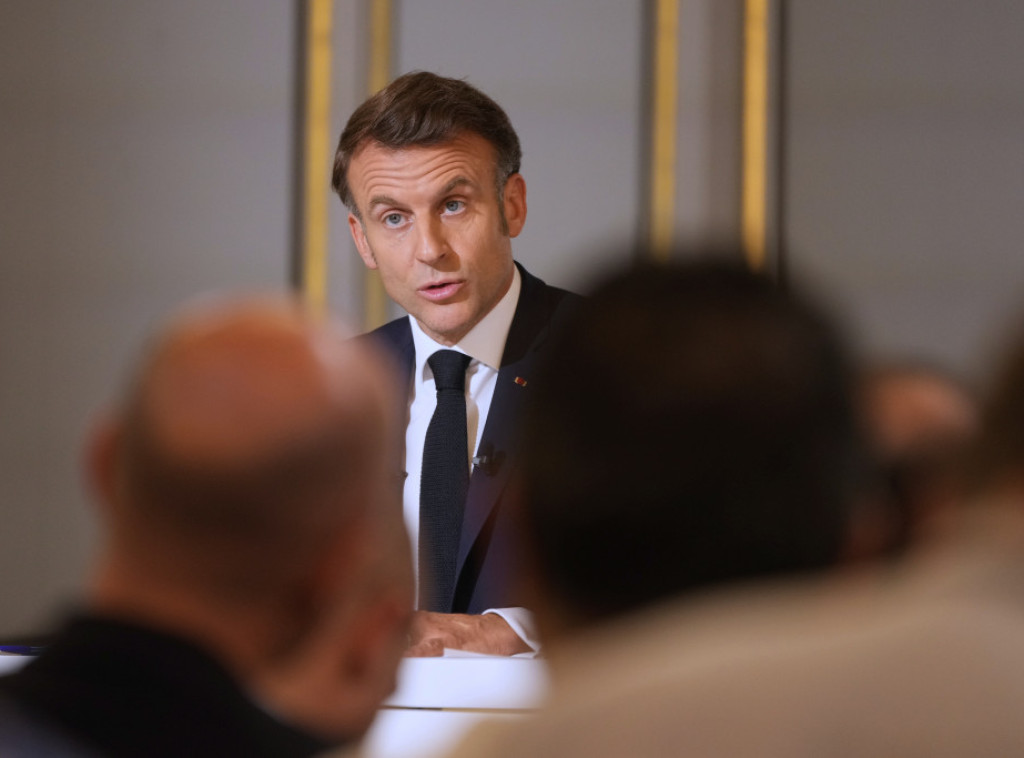 Makron: Francuska će održati vanredni sastanak Saveta za odbranu nakon napada SAD na Iran