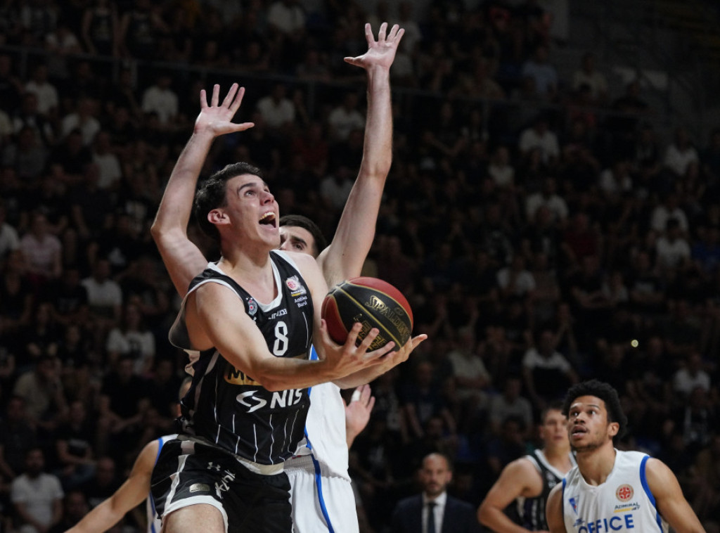 Košarkaši Partizana deklasirali Spartak u prvom meču finala Superlige Srbije