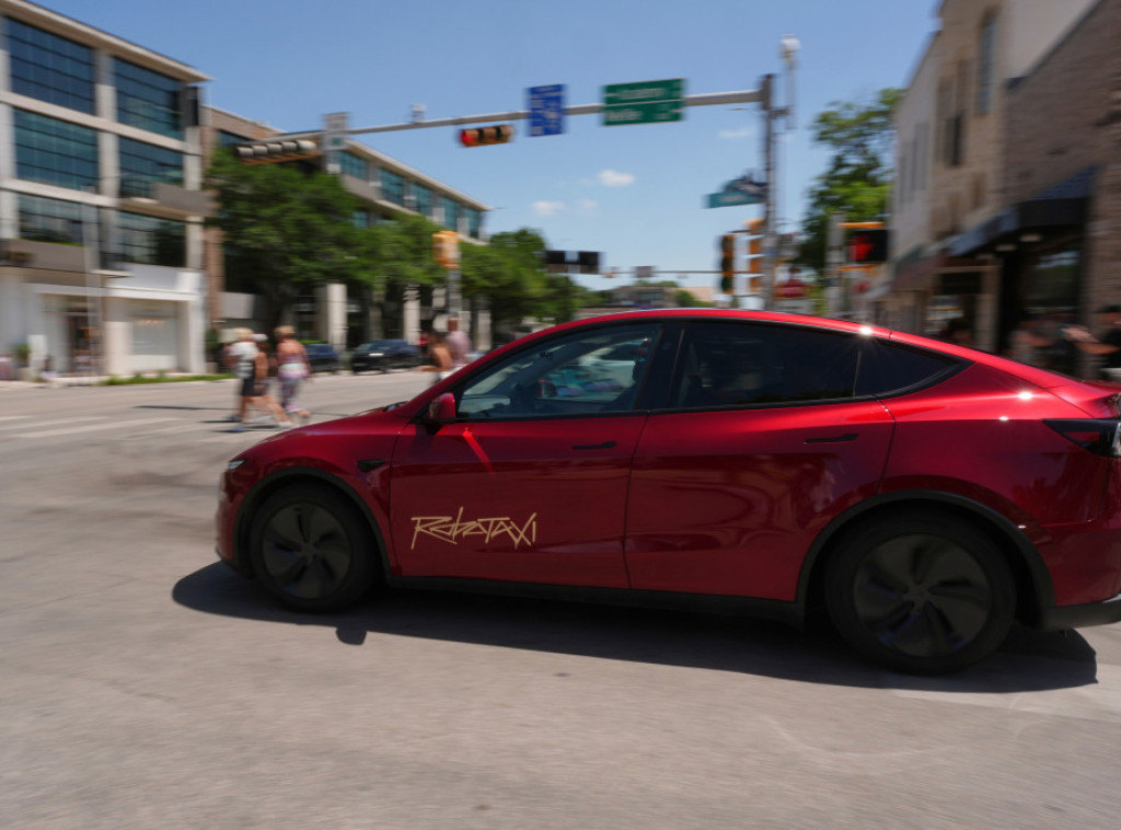 Tesla pokreće "robotizovane taksije" u glavnom gradu Teksasa, Ostinu