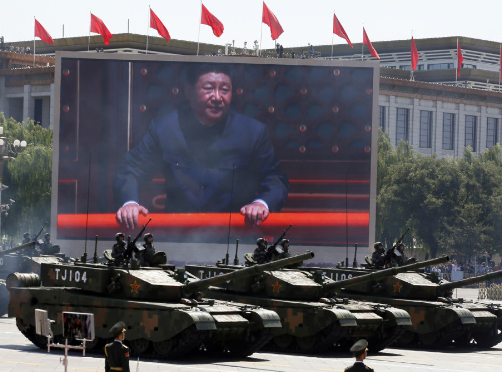 Mediji: Kina će 3. septembra održati veliku vojnu paradu u Pekingu