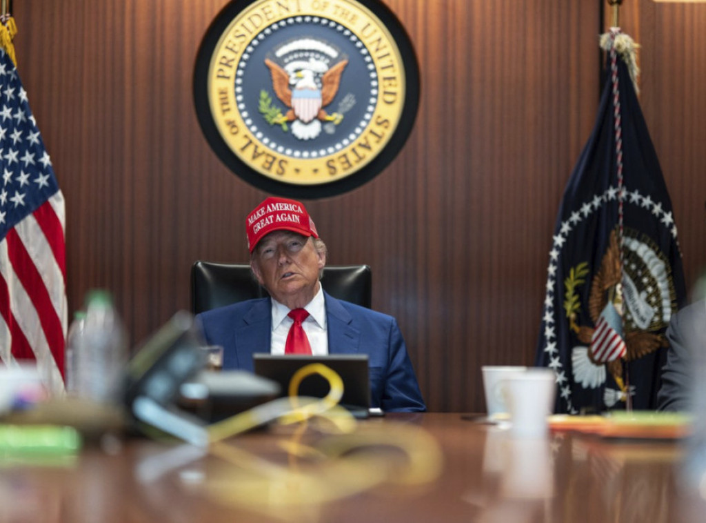 Tramp: Kamatne stope u SAD trebalo bi da budu niže za dva do tri procentna poena