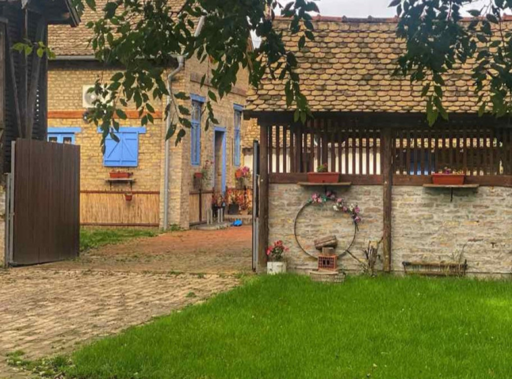 Subvencije Ministarstva turizma doprinele razvoju etno-sela i salaša u Vojvodini