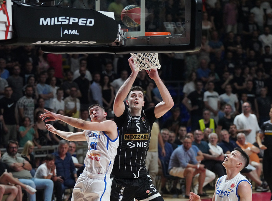 Partizan win Serbian basketball league title after 11 years