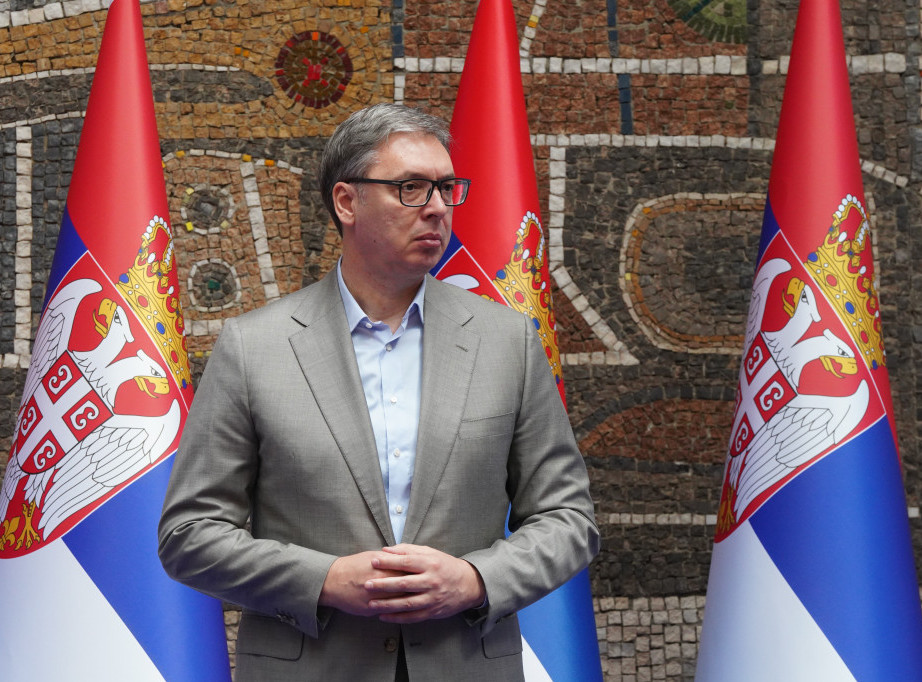 Vučić: Na kraju, uvek pobeđuje Srbija