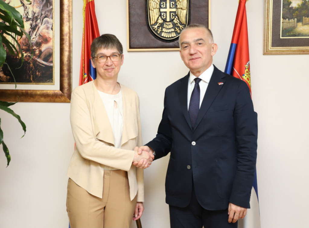 Vujic receives German ambassador
