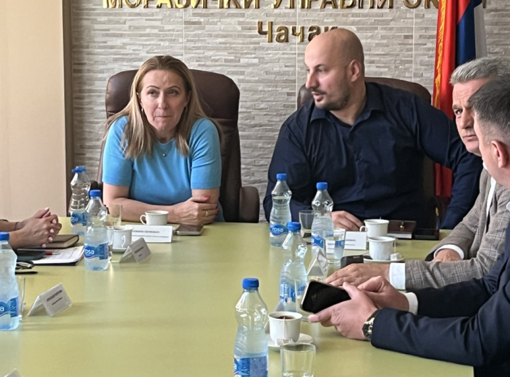 Čačak: Ministarka Paunović održala sastanak sa predstavnicima Moravičkog okruga