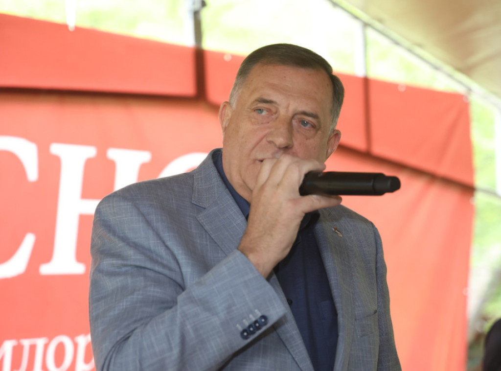 Dodik: Predstavnici Republike Srpske neće ići u Potočare dok se ne reši pokušaj ubistva Vučića