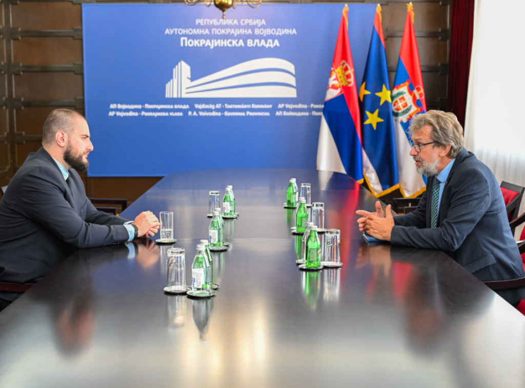 U Pokrajinskoj vladi održan sastanak Zukorlića i Žigmanova