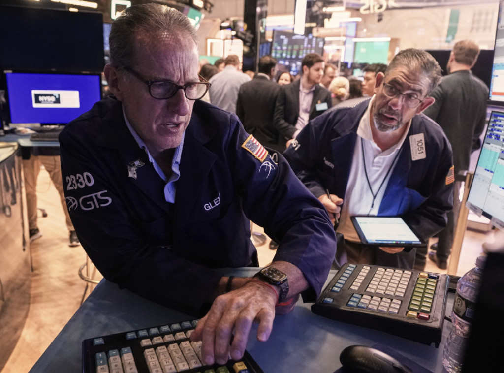 Akcije na američkim berzama porasle nakon što su dva indeksa oborila rekorde