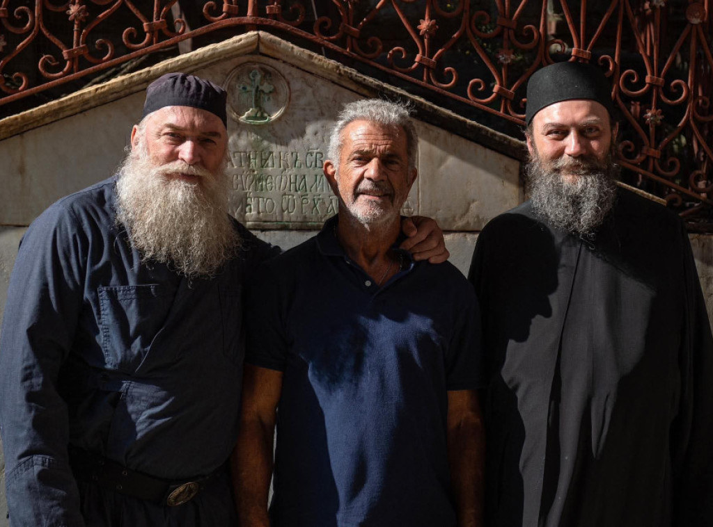 Mel Gibson posetio manastir Hilandar