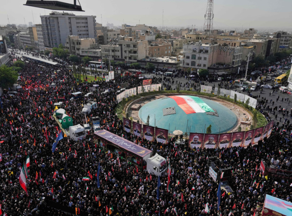 Šamkani prisustvovao državnoj sahrani nakon navoda da je ubijen u izraelskim napadima