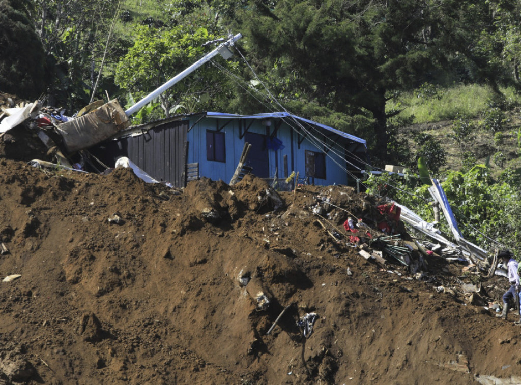 Broj poginulih u klizištu na severozapadu Kolumbije porastao na 22