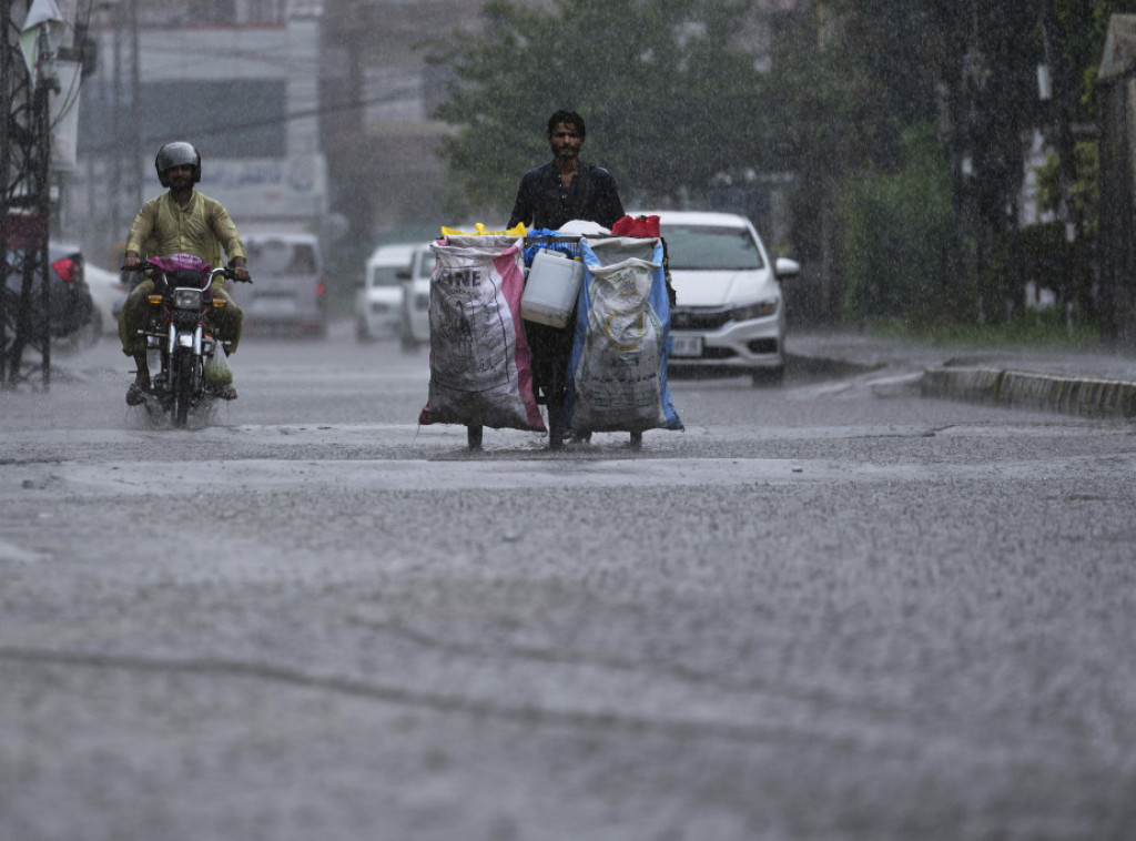 Monsunske kiše odnele 57 života u Pakistanu, povređene 154 osobe, uništene 132 kuće
