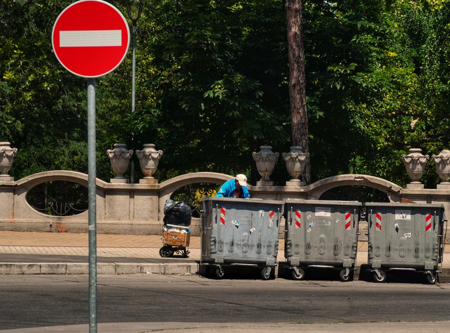 Beograd: Gradska čistoća menja dotrajale kontejnere