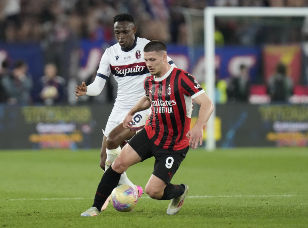 Luka Jović nije više fudbaler Milana