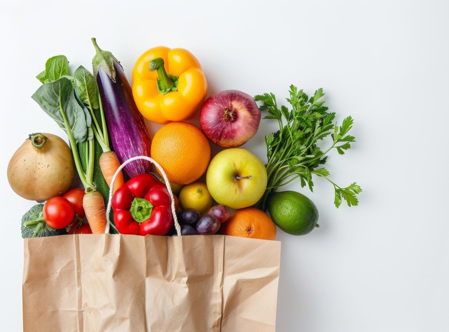 Za pokriće potrošačke korpe u avgustu bilo potrebno 1,04 prosečne zarade