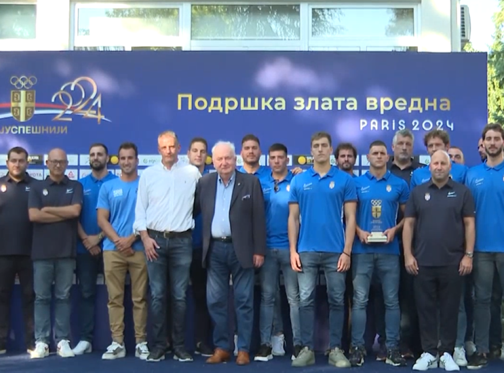 Olimpijski komitet Srbije dodelio nagrade vaterpolistima kao najboljim sportistima države u 2024.