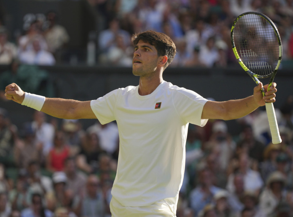 Alkaraz posle više od četiri sata pobedio Fonjinija za plasman u drugo kolo Vimbldona