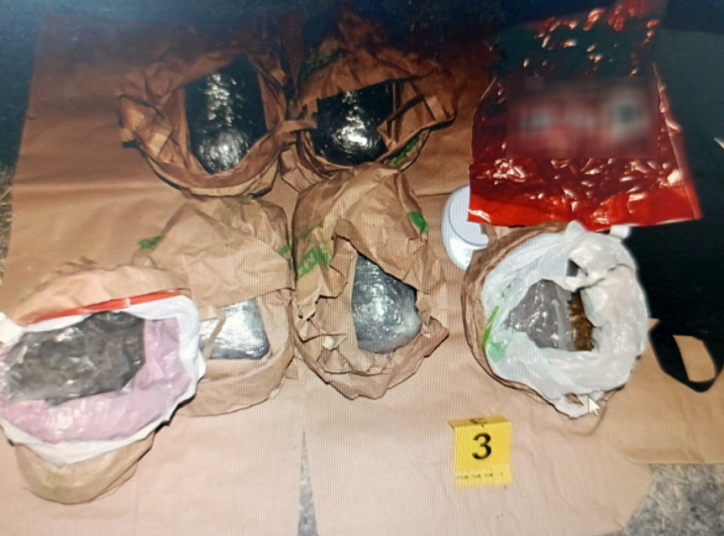 Novosadska policija zaplenila 20 kilograma marihuane i uhapsila dvojicu muškaraca